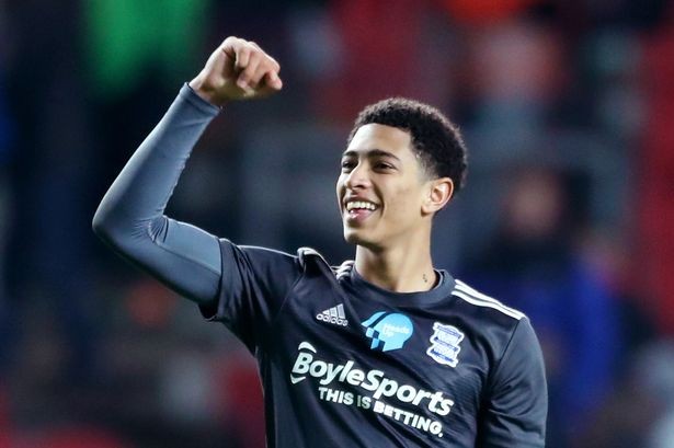 郑钦文回应黑评：我三观比较正，别人挑刺是因为一些比较自信言论