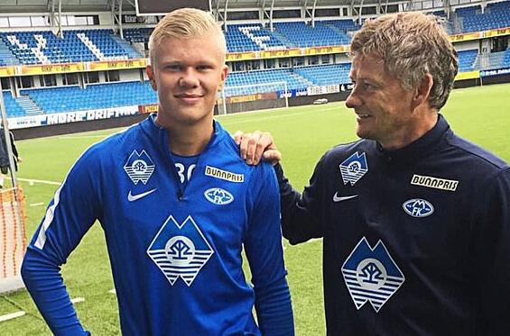 自我勉励，内马尔在社交媒体上晒出科比的经典照片