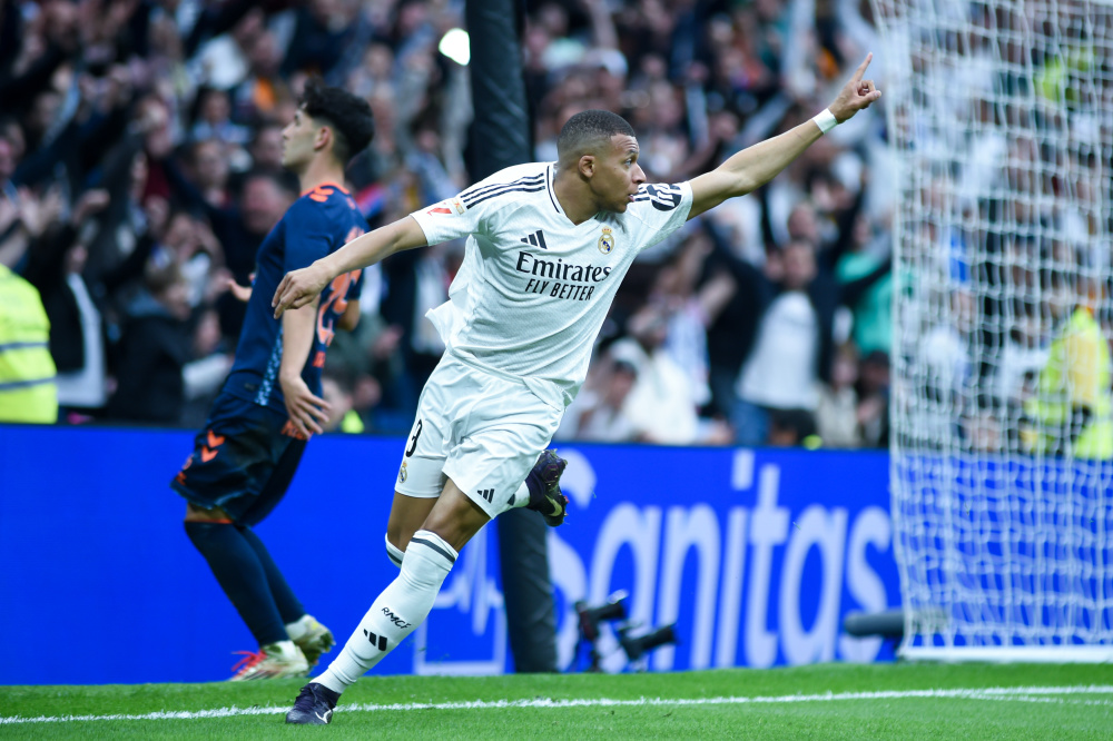 球报：尤文和曼市双雄有意尤尔曼德，后者被葡体定价约6000万欧