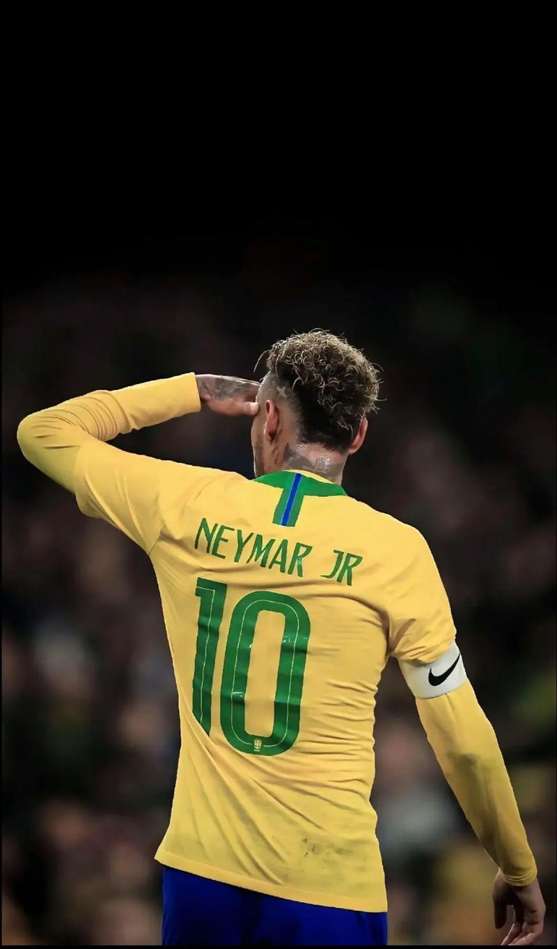 姆本扎：中国足球在精神层面需树立更坚定的目标，要重视青训