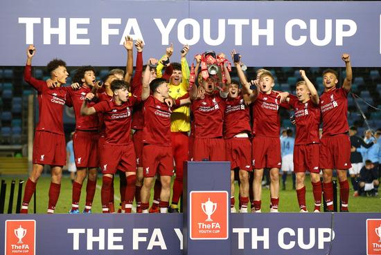 斯图加特主帅：波鸿近期的表现远比他们在积分榜上的排名要强