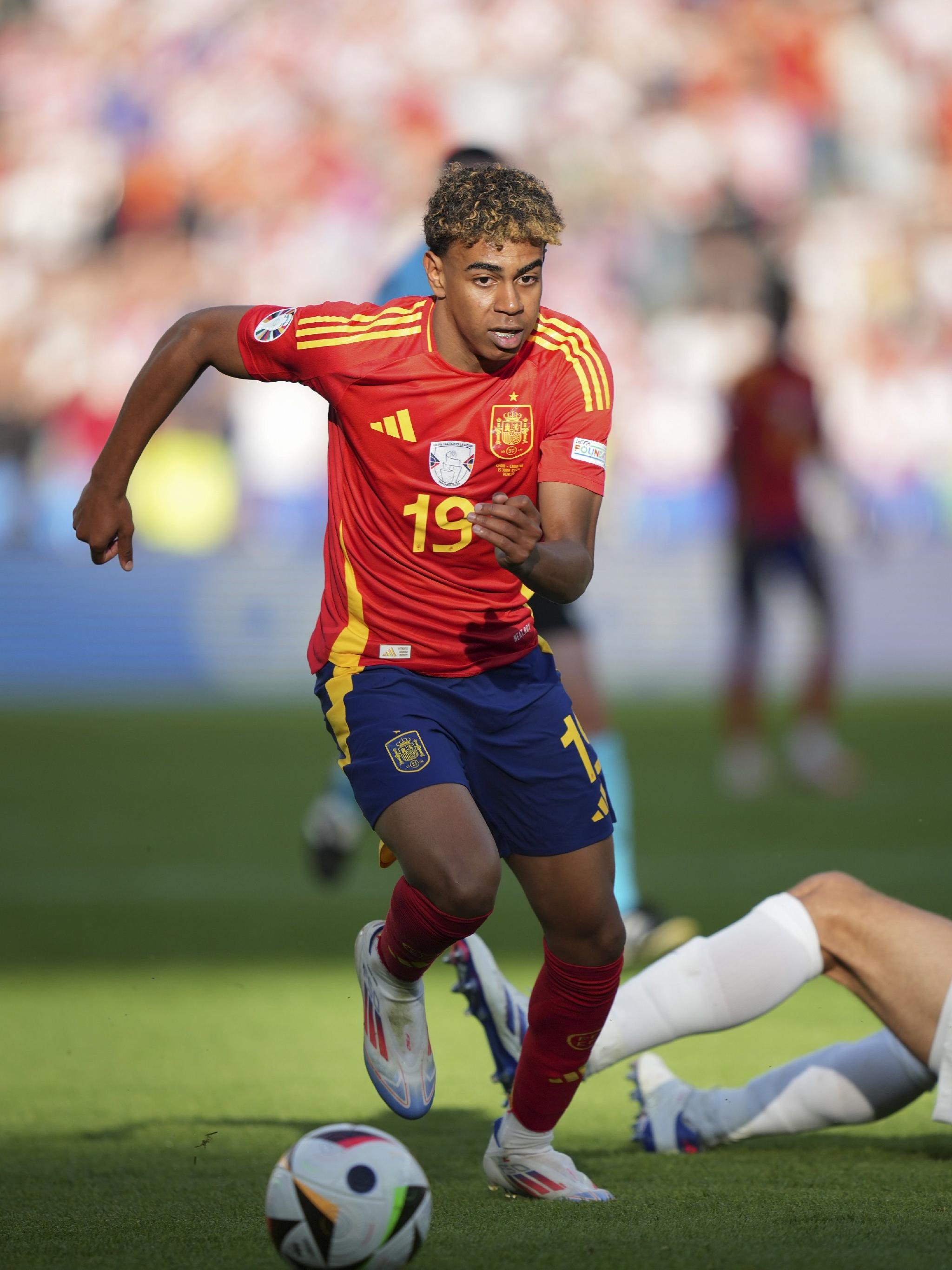 李新翔：我的第一次中超冠军；海港是冠军，连冠无人能撼动